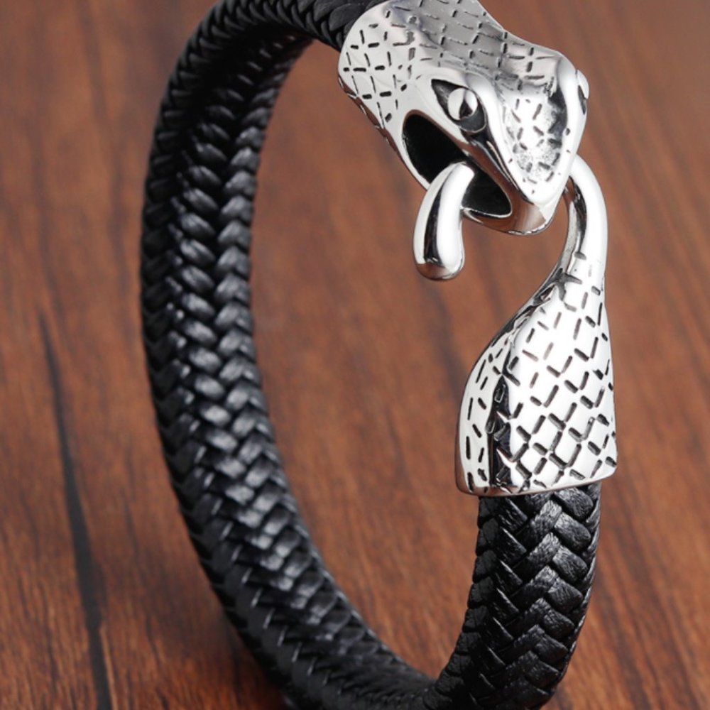 Real Leather Bracelet Blue Clasp - Picture 12 of 16